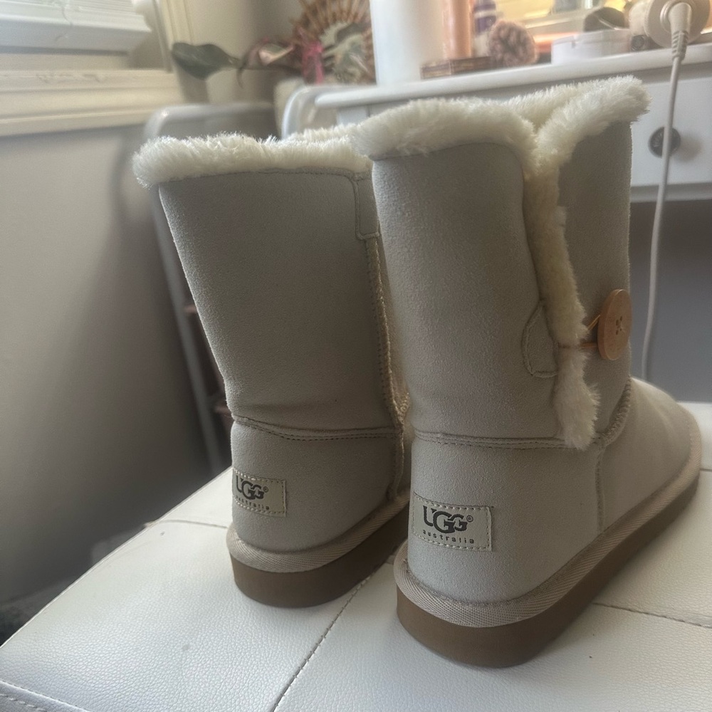 Bailey button UGG boots